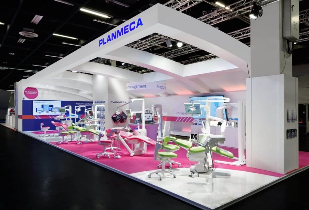 Messebau auf der IDS in Köln für Planmeca von ixpo Konzeption und Ziele