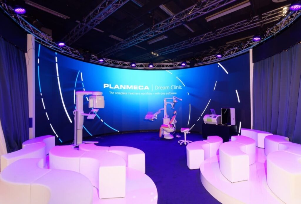 Messebau auf der IDS in Köln für Planmeca von ixpo Projektübersicht
