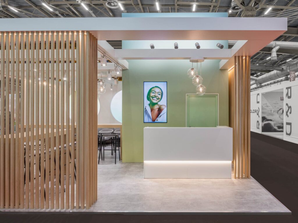 Messebau auf der Cosmoprof in Bologna für Faber Castell von ixpo Projektübersicht